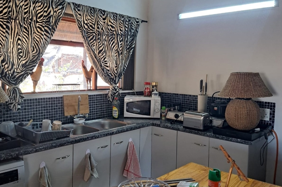5 Bedroom Property for Sale in Marloth Park Mpumalanga