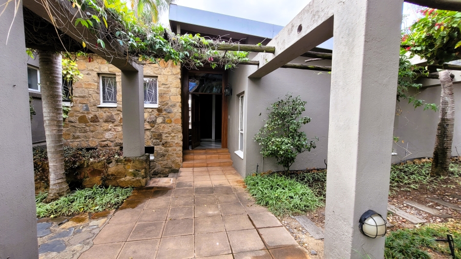 6 Bedroom Property for Sale in Nelspruit Ext 2 Mpumalanga