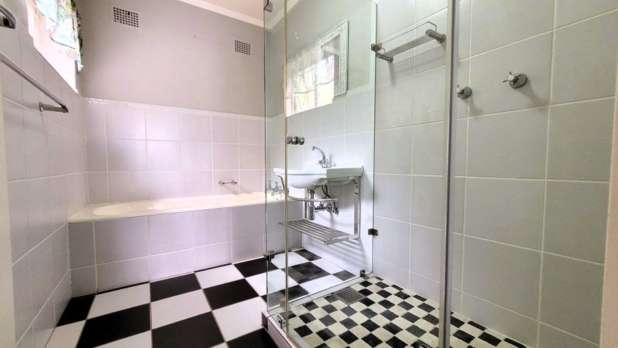 6 Bedroom Property for Sale in Nelspruit Ext 2 Mpumalanga