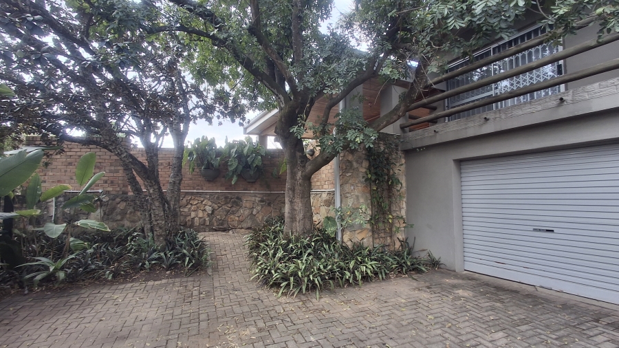 6 Bedroom Property for Sale in Nelspruit Ext 2 Mpumalanga