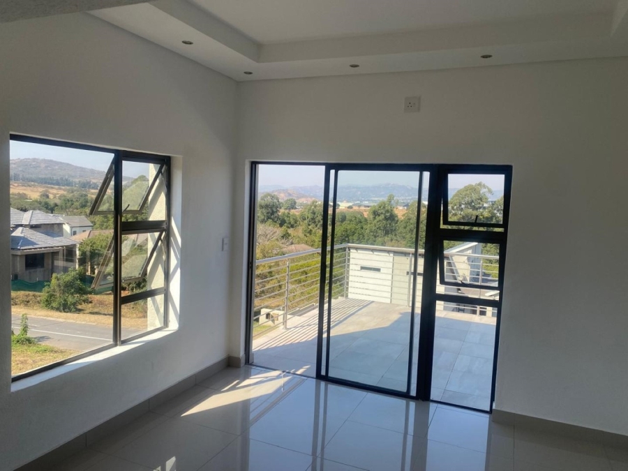 6 Bedroom Property for Sale in Elawini Lifestyle Estate Mpumalanga