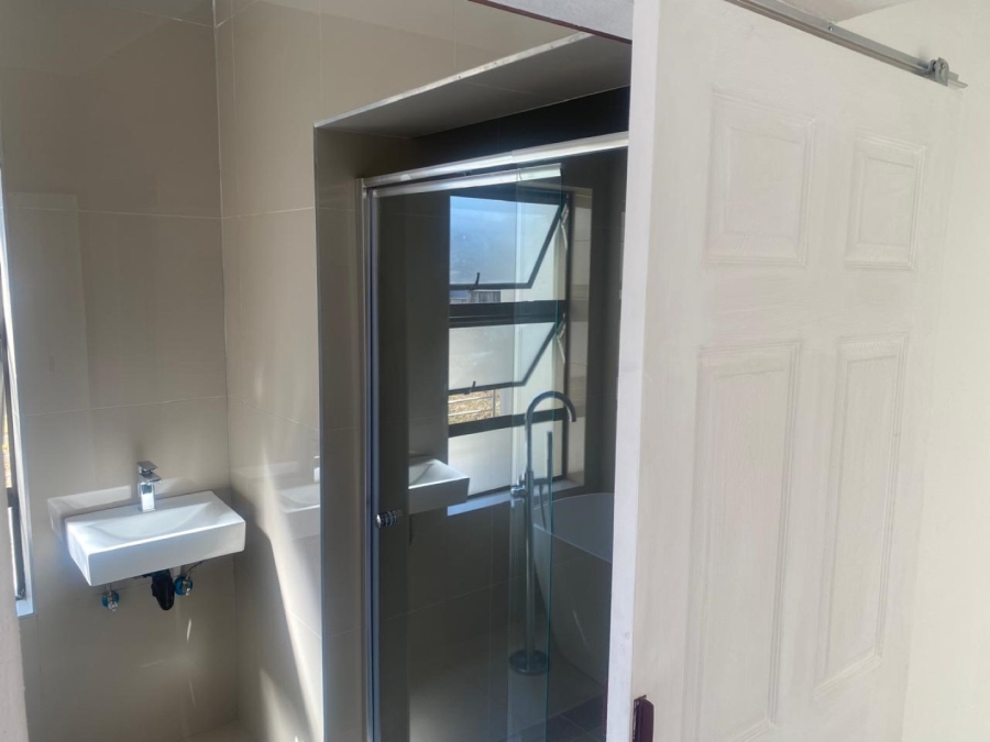 6 Bedroom Property for Sale in Elawini Lifestyle Estate Mpumalanga