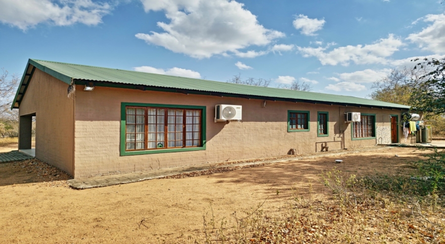 2 Bedroom Property for Sale in Marloth Park Mpumalanga