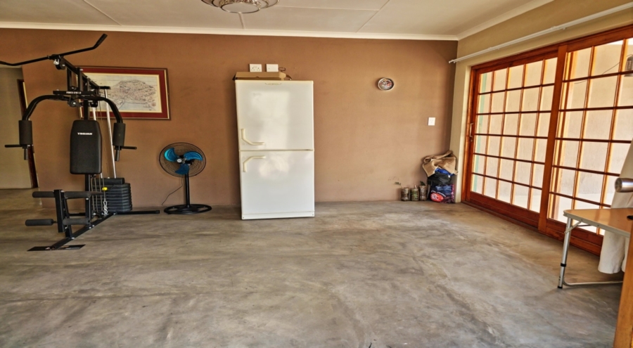 2 Bedroom Property for Sale in Marloth Park Mpumalanga