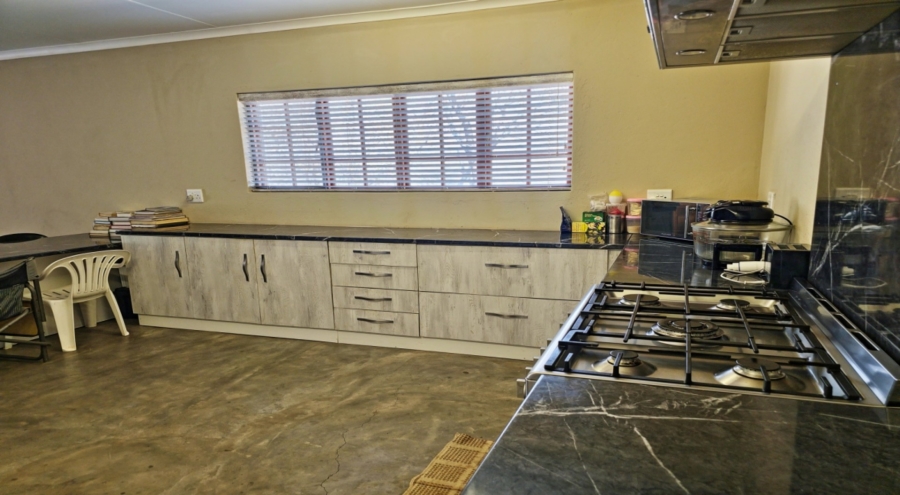 2 Bedroom Property for Sale in Marloth Park Mpumalanga