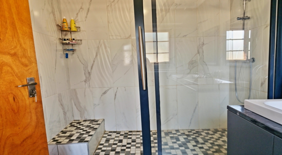 2 Bedroom Property for Sale in Marloth Park Mpumalanga
