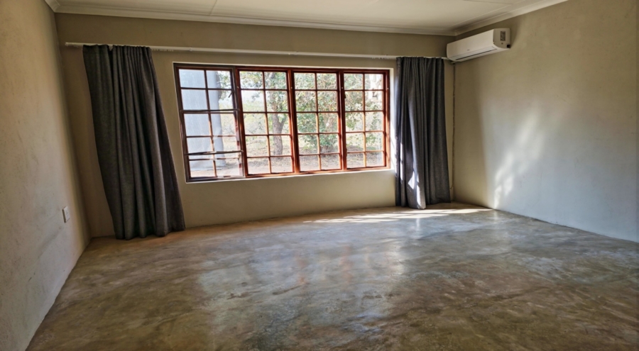 2 Bedroom Property for Sale in Marloth Park Mpumalanga