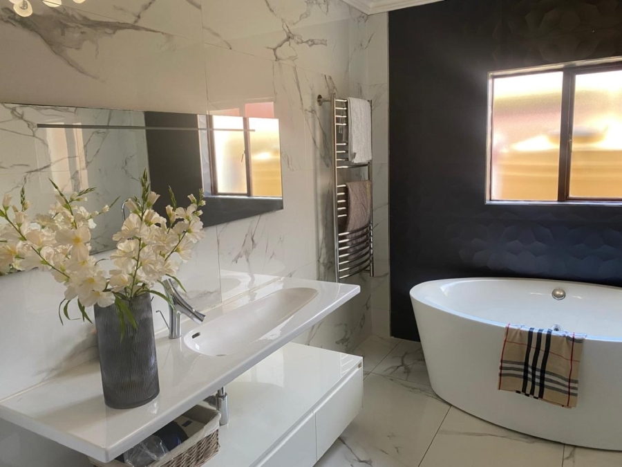 4 Bedroom Property for Sale in Colts Hill Mpumalanga