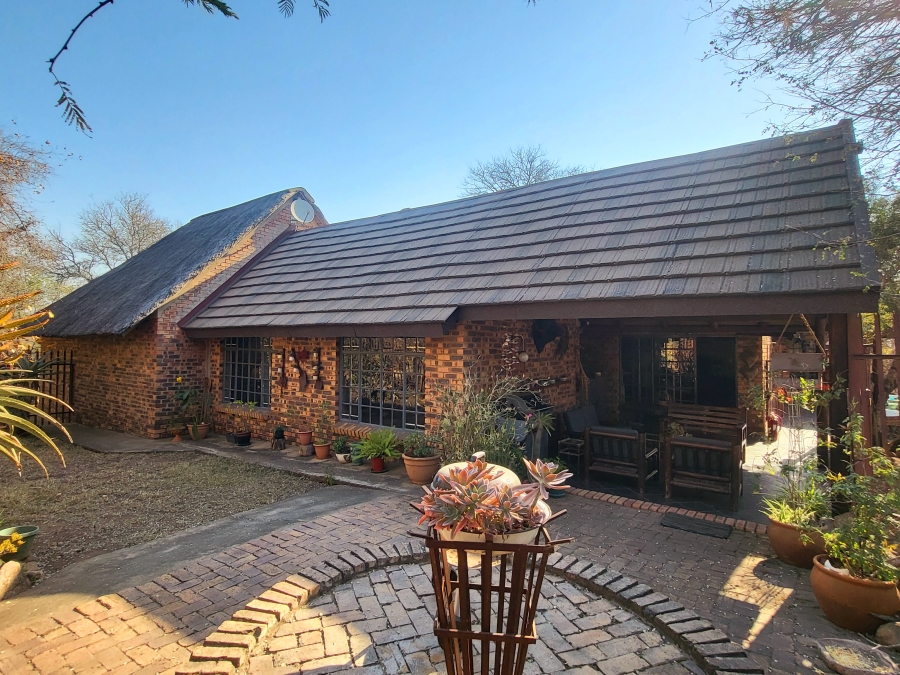 3 Bedroom Property for Sale in Marloth Park Mpumalanga