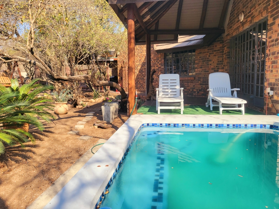 3 Bedroom Property for Sale in Marloth Park Mpumalanga