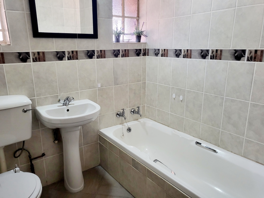 3 Bedroom Property for Sale in Marloth Park Mpumalanga