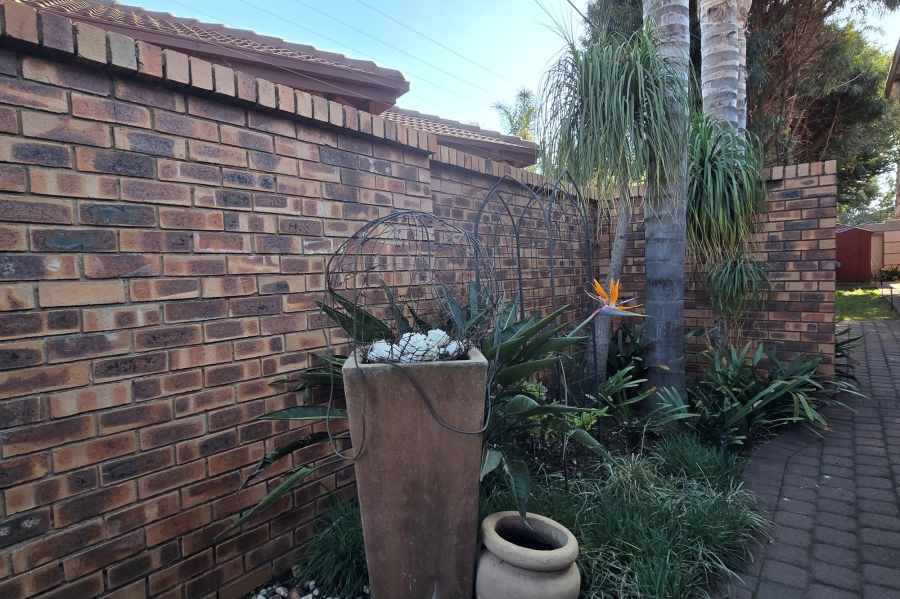 3 Bedroom Property for Sale in Aerorand Mpumalanga
