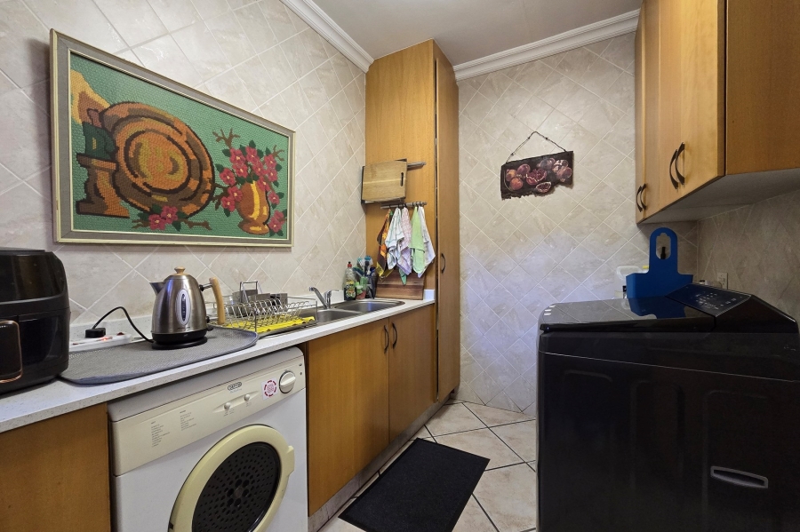 3 Bedroom Property for Sale in Aerorand Mpumalanga