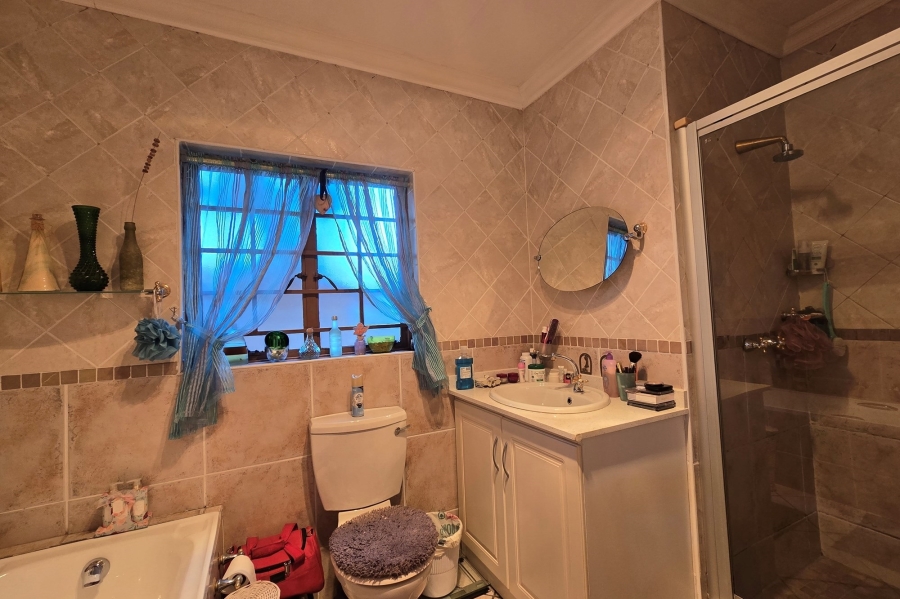 3 Bedroom Property for Sale in Aerorand Mpumalanga