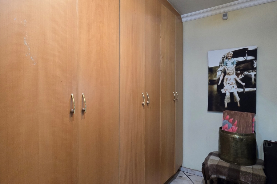 3 Bedroom Property for Sale in Aerorand Mpumalanga