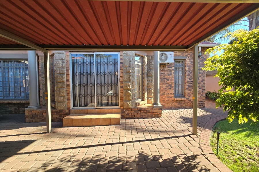 3 Bedroom Property for Sale in Aerorand Mpumalanga