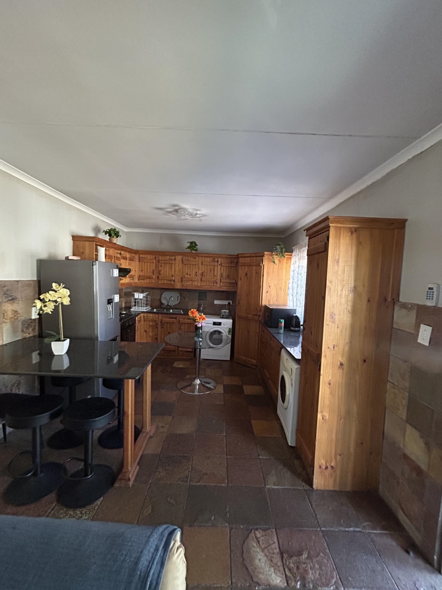 To Let 2 Bedroom Property for Rent in Nelspruit Ext 1 Mpumalanga