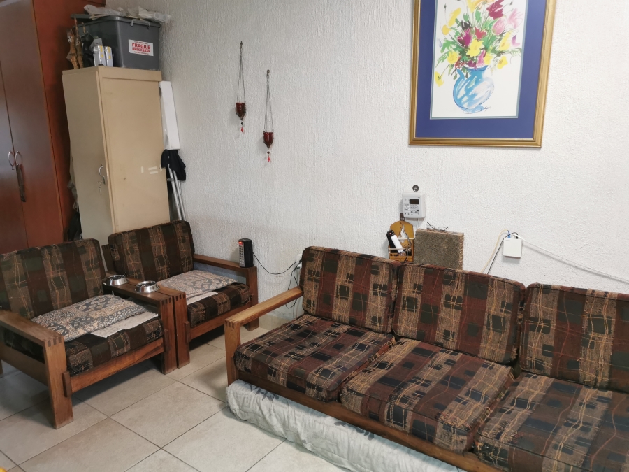 1 Bedroom Property for Sale in Nelspruit Ext 2 Mpumalanga