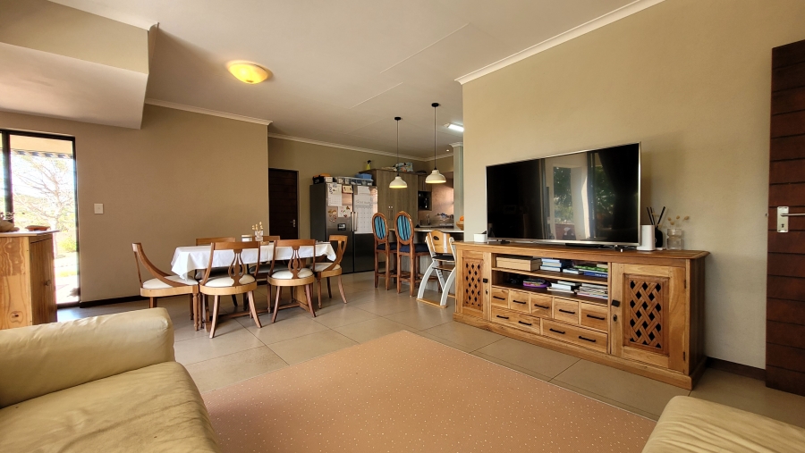 3 Bedroom Property for Sale in Sonheuwel Ext 1 Mpumalanga