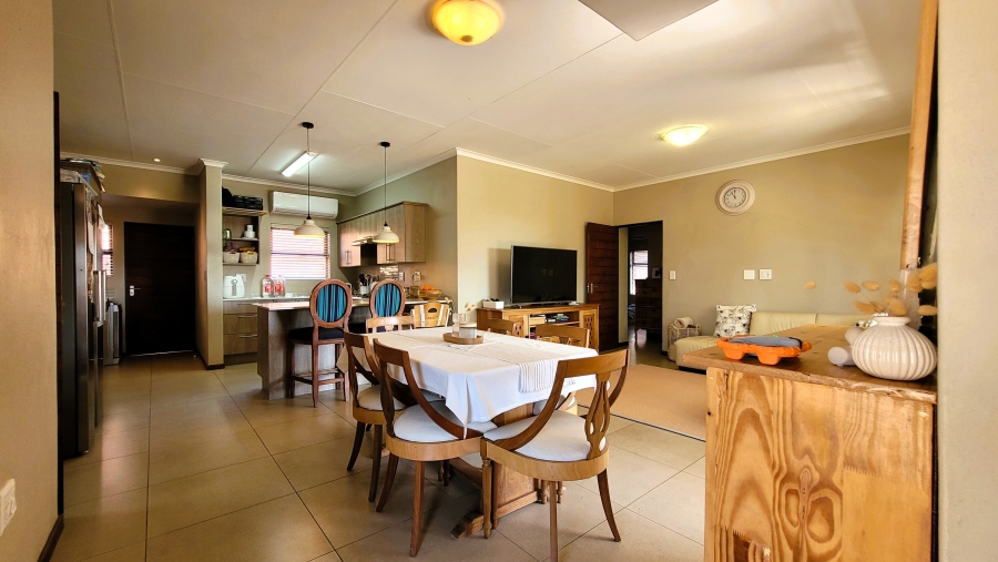 3 Bedroom Property for Sale in Sonheuwel Ext 1 Mpumalanga