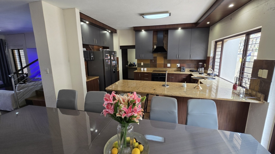 3 Bedroom Property for Sale in Nelspruit Ext 11 Mpumalanga