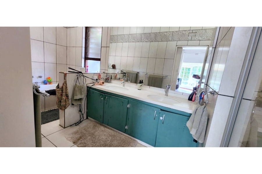 5 Bedroom Property for Sale in Nelspruit Ext 2 Mpumalanga