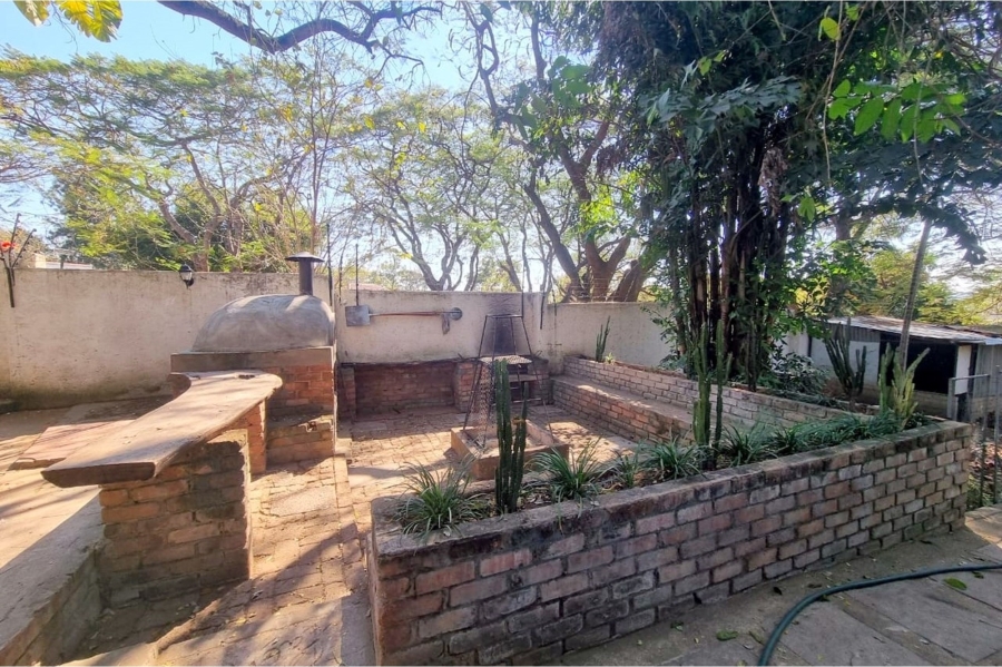 5 Bedroom Property for Sale in Nelspruit Ext 2 Mpumalanga