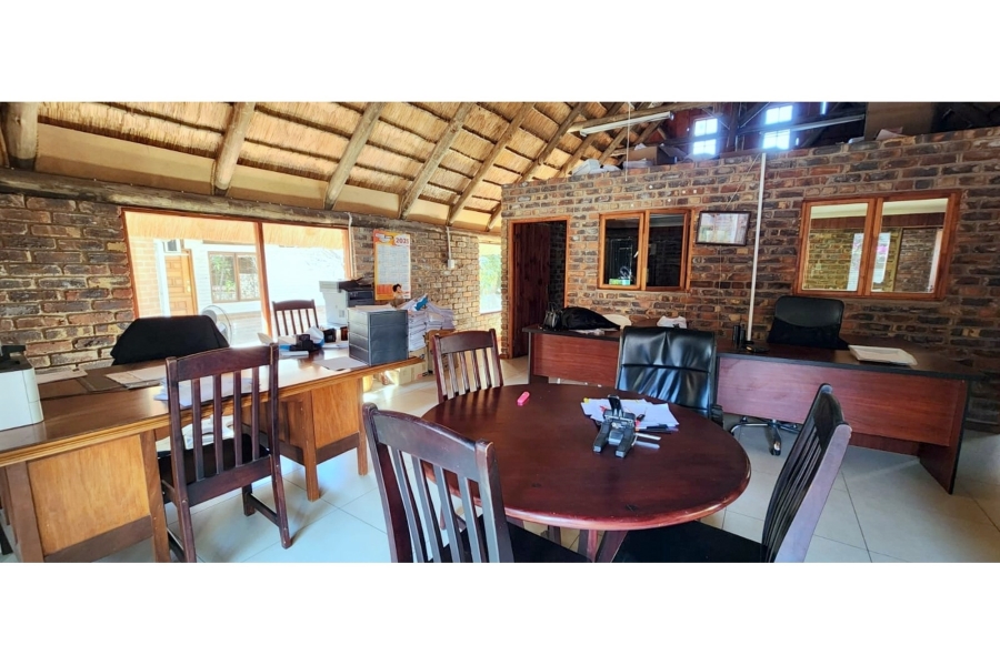 5 Bedroom Property for Sale in Nelspruit Ext 2 Mpumalanga
