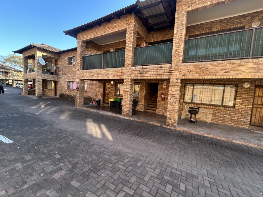 To Let 2 Bedroom Property for Rent in West Acres Mpumalanga