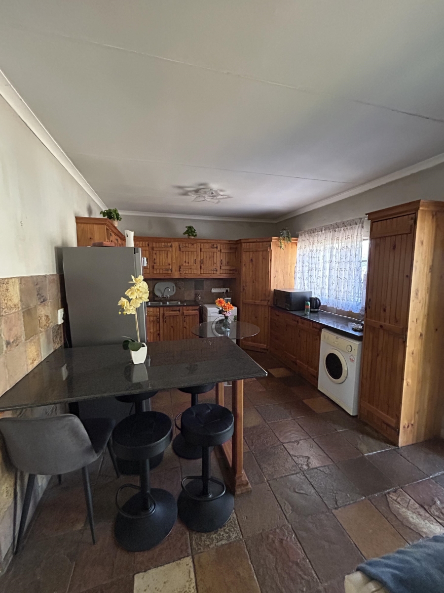 To Let 2 Bedroom Property for Rent in West Acres Mpumalanga