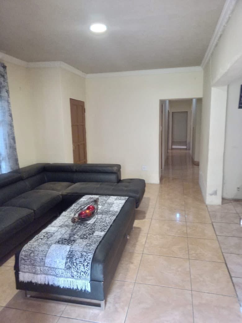 To Let 4 Bedroom Property for Rent in Kanyamazane Mpumalanga