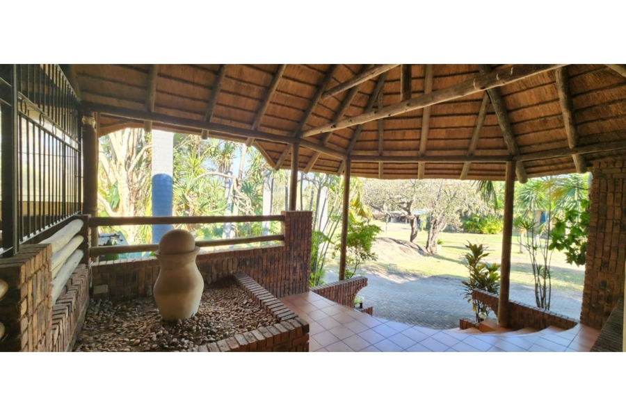 8 Bedroom Property for Sale in Karino Mpumalanga