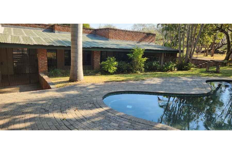 8 Bedroom Property for Sale in Karino Mpumalanga