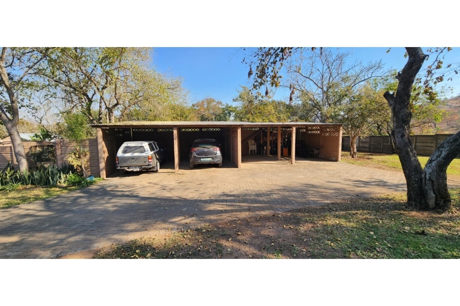 8 Bedroom Property for Sale in Karino Mpumalanga