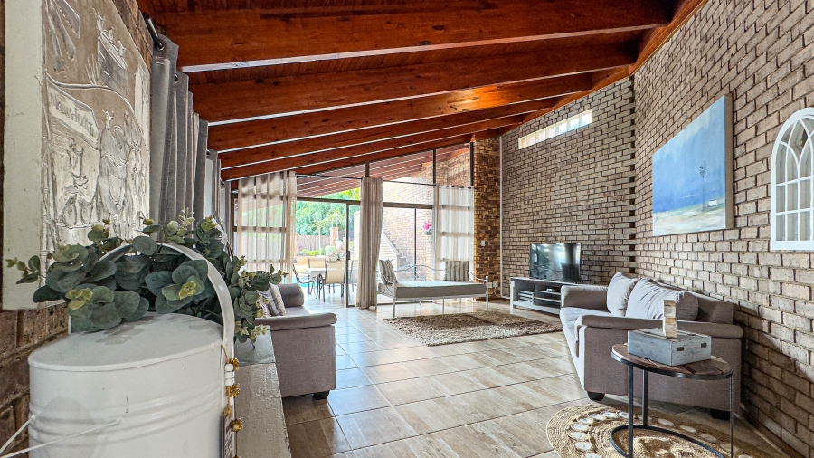 4 Bedroom Property for Sale in Nelspruit Ext 13 Mpumalanga