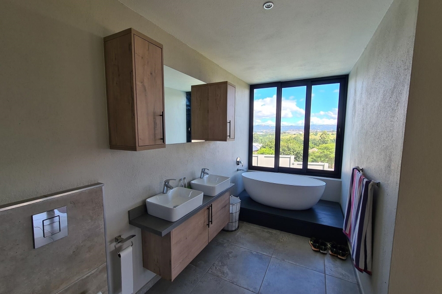 4 Bedroom Property for Sale in Riverside Park Mpumalanga
