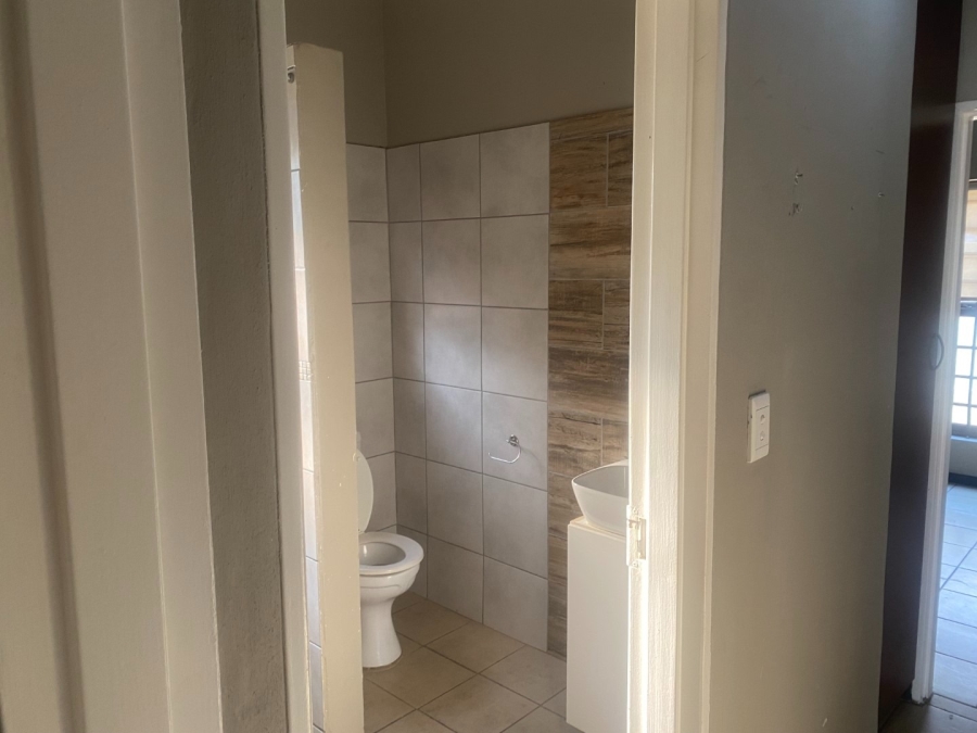 2 Bedroom Property for Sale in White River Ext 9 Mpumalanga