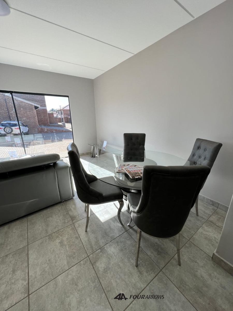 3 Bedroom Property for Sale in Jackaroo Park Mpumalanga