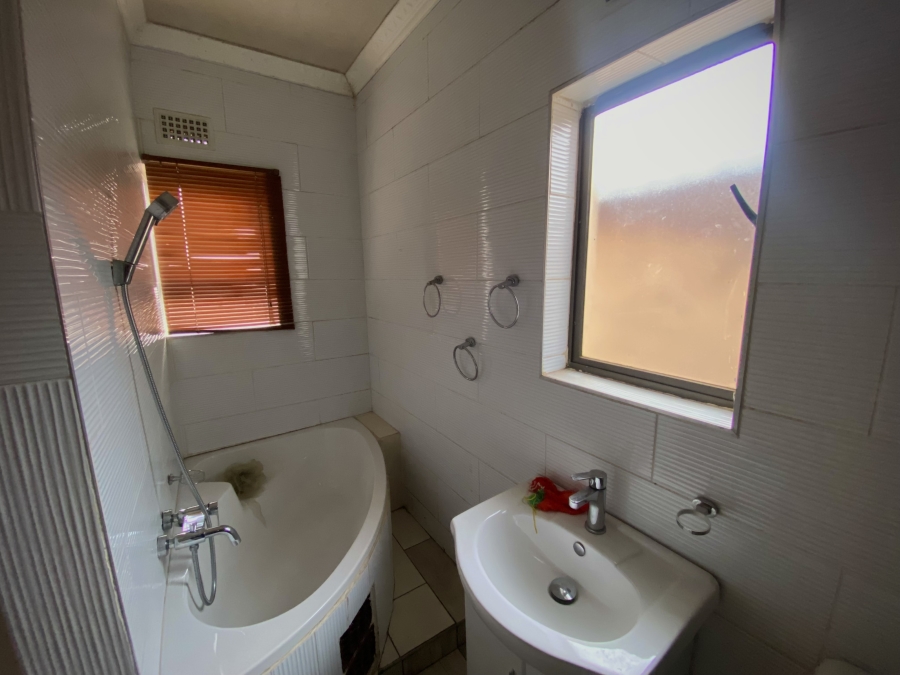 3 Bedroom Property for Sale in Thubelihle Mpumalanga