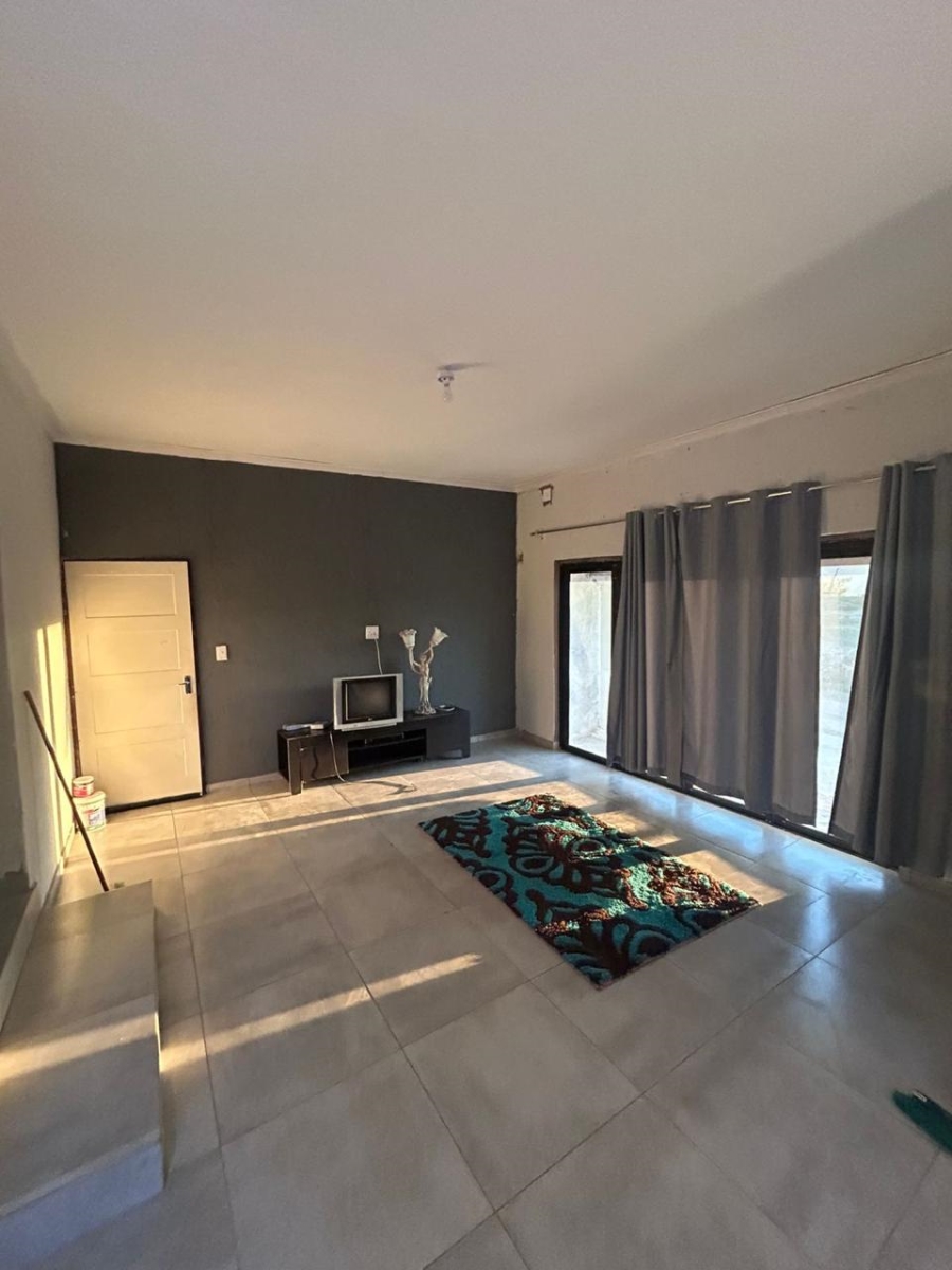 3 Bedroom Property for Sale in Kanyamazane Mpumalanga