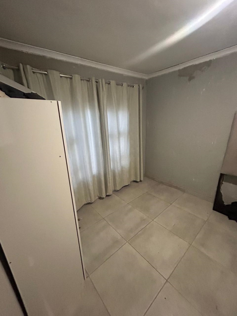3 Bedroom Property for Sale in Kanyamazane Mpumalanga
