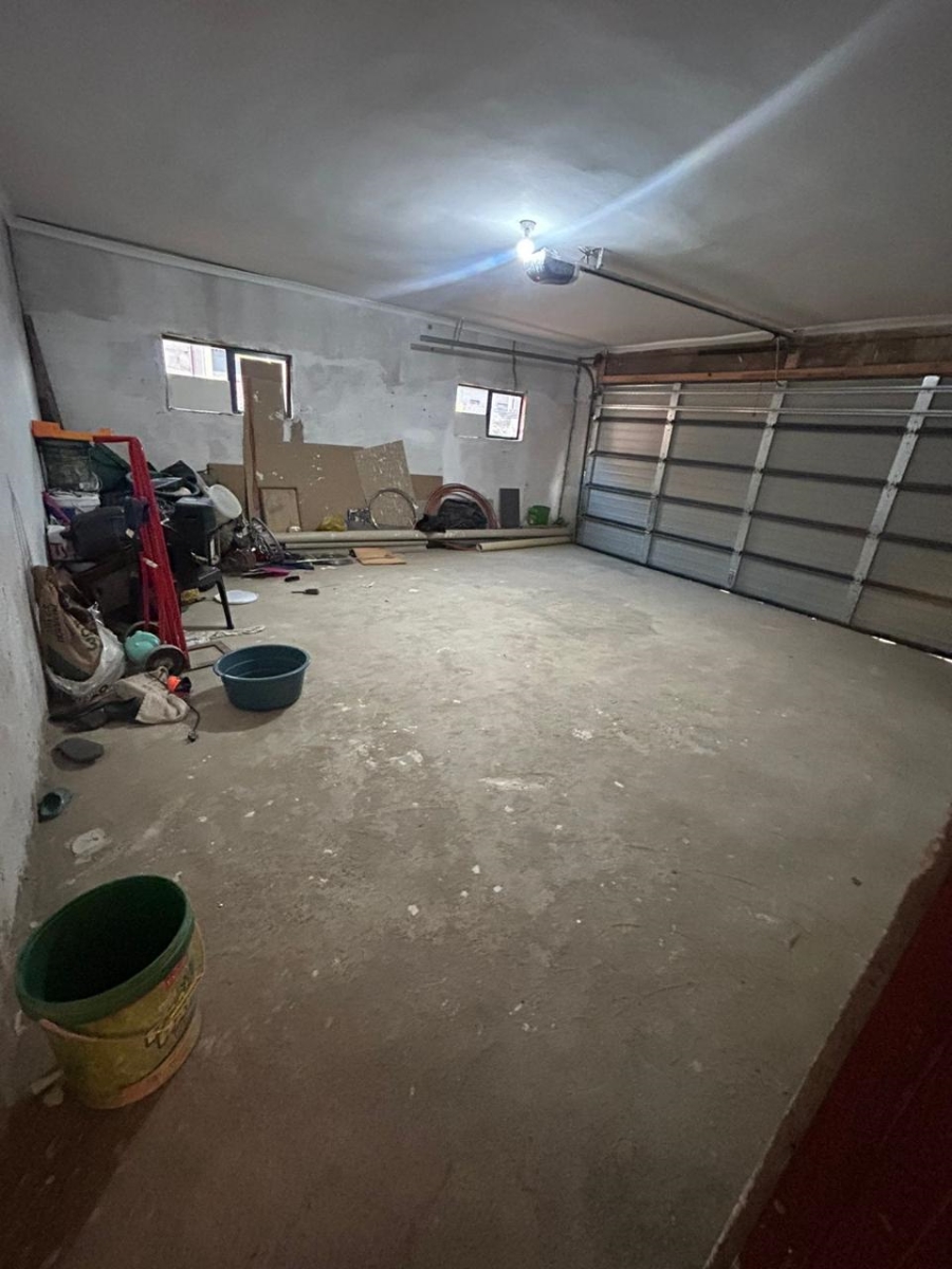 3 Bedroom Property for Sale in Kanyamazane Mpumalanga