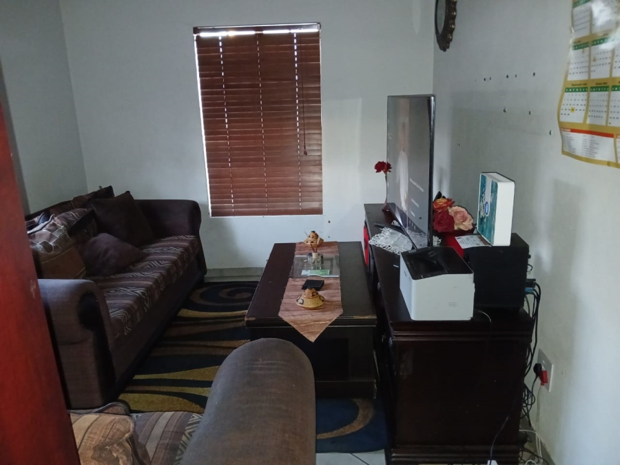 5 Bedroom Property for Sale in Nomdeni Mpumalanga