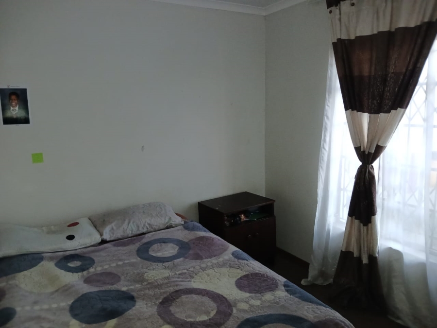 5 Bedroom Property for Sale in Nomdeni Mpumalanga
