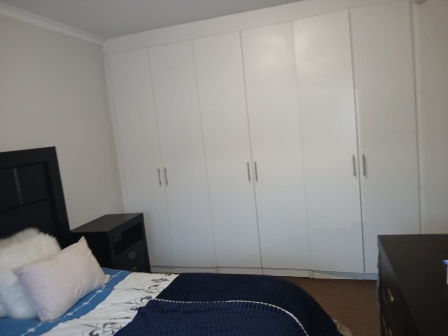 5 Bedroom Property for Sale in Nomdeni Mpumalanga