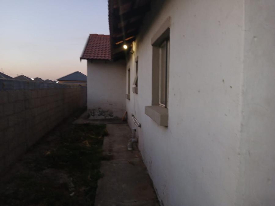 5 Bedroom Property for Sale in Nomdeni Mpumalanga