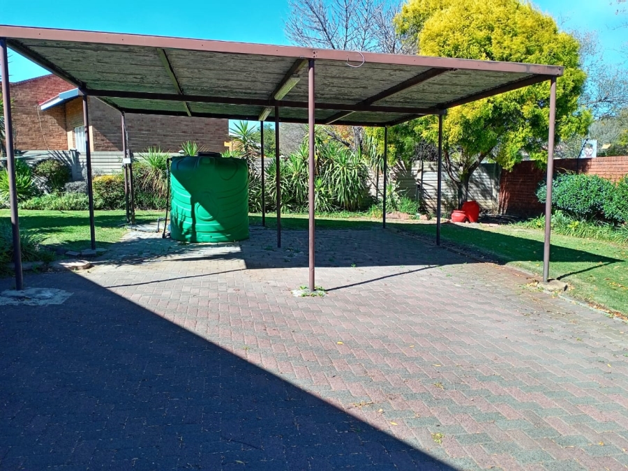 4 Bedroom Property for Sale in Secunda Mpumalanga