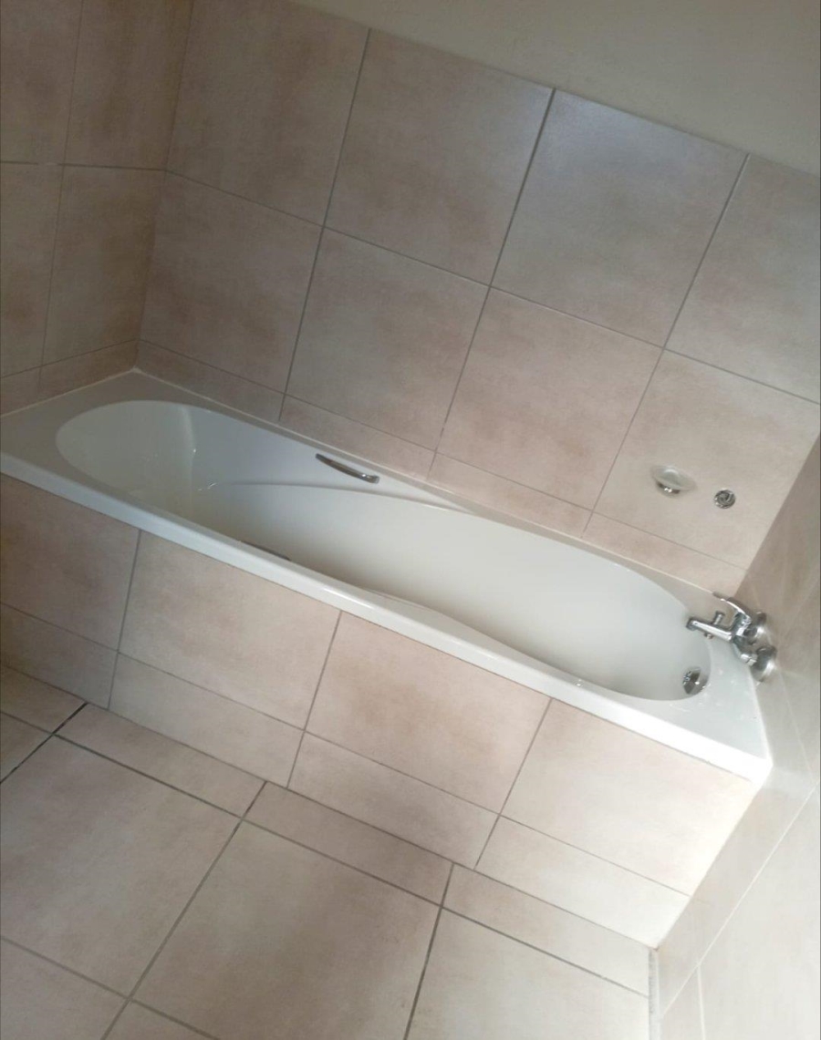 To Let 4 Bedroom Property for Rent in Sunset Park Mpumalanga