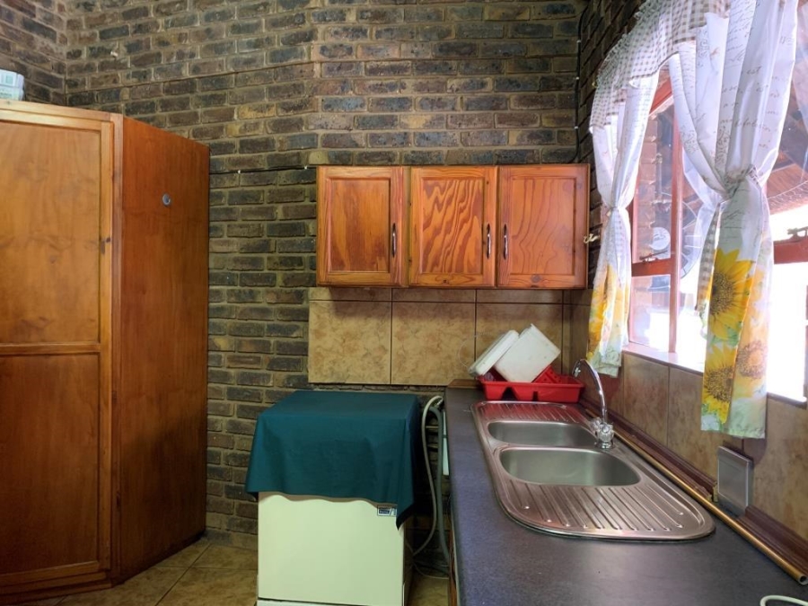 2 Bedroom Property for Sale in Kranspoort Mpumalanga
