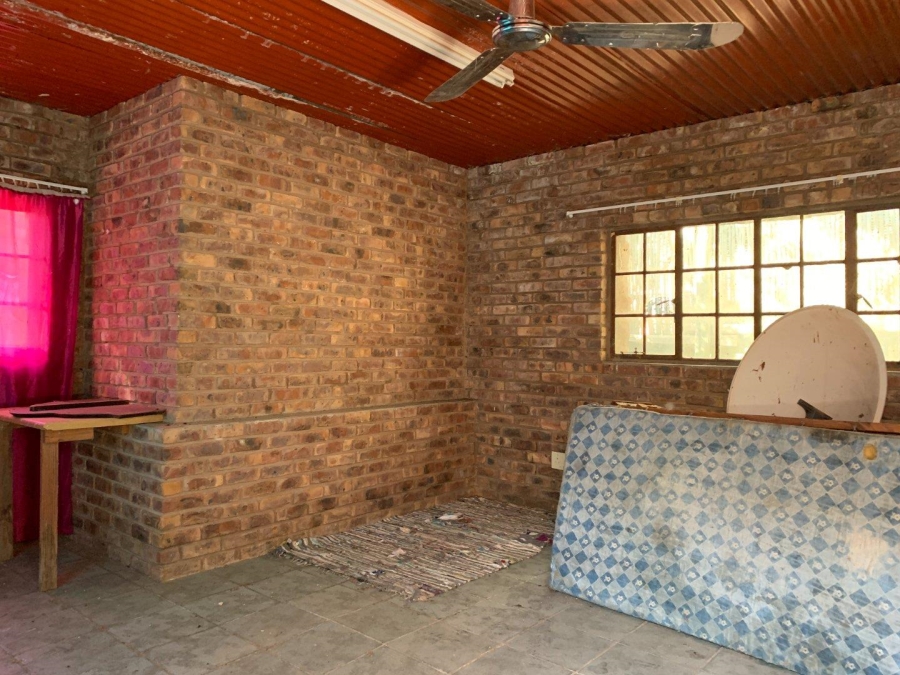 2 Bedroom Property for Sale in Kranspoort Mpumalanga
